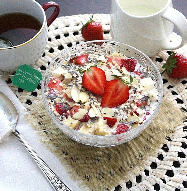 Strawberry Chia Overnight Oats.