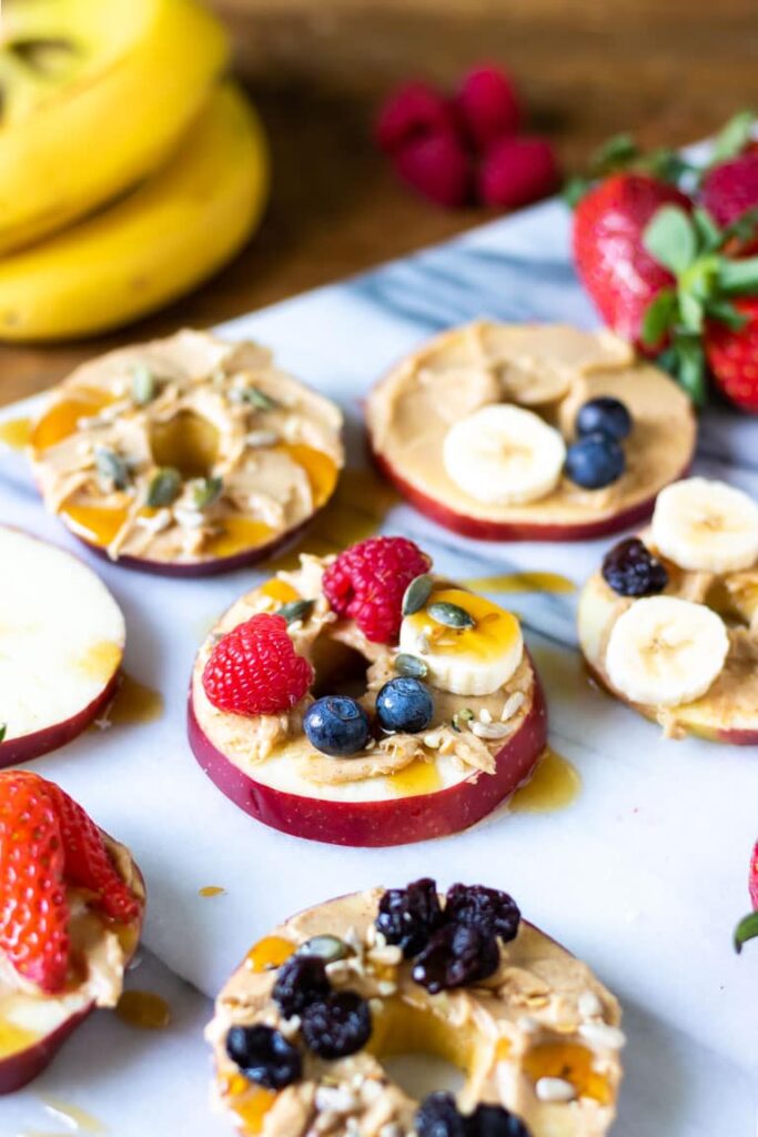 Apple Pizzas from Veggie Desserts