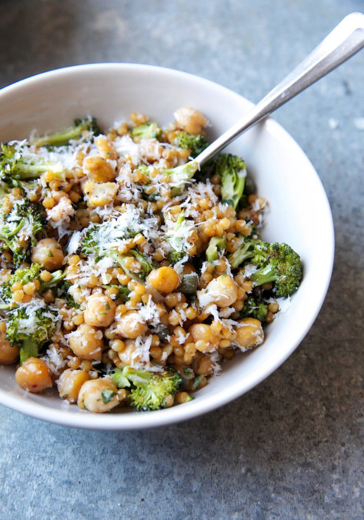 Israeli Couscous Salad with Broccoli, Chickpeas, and Pesto