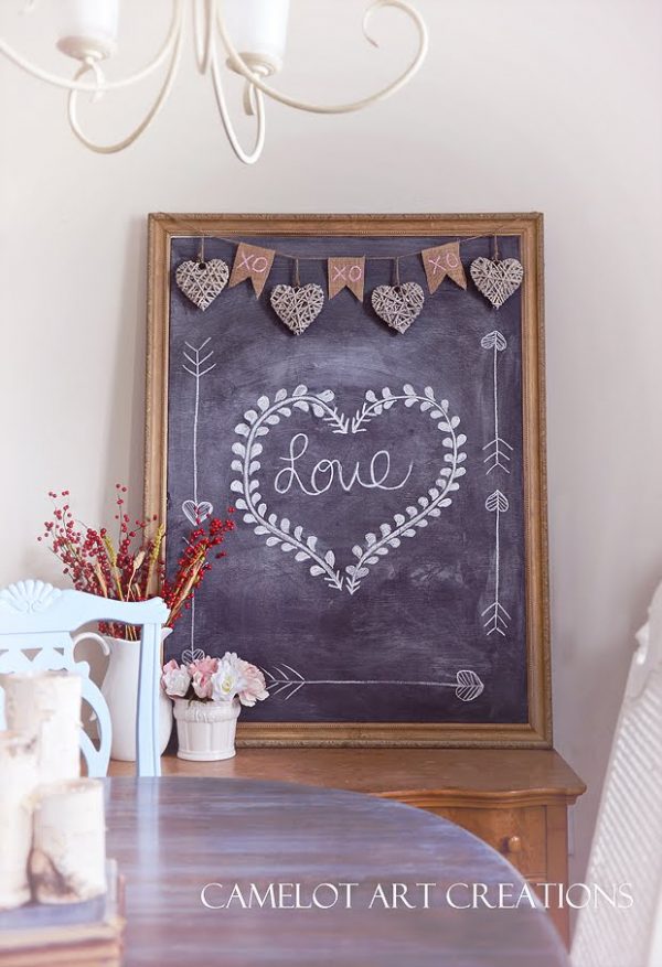 40+ Rustic Valentine’s Day Decoration to Bring in the Warmth 24 Valentine Chalkboard.