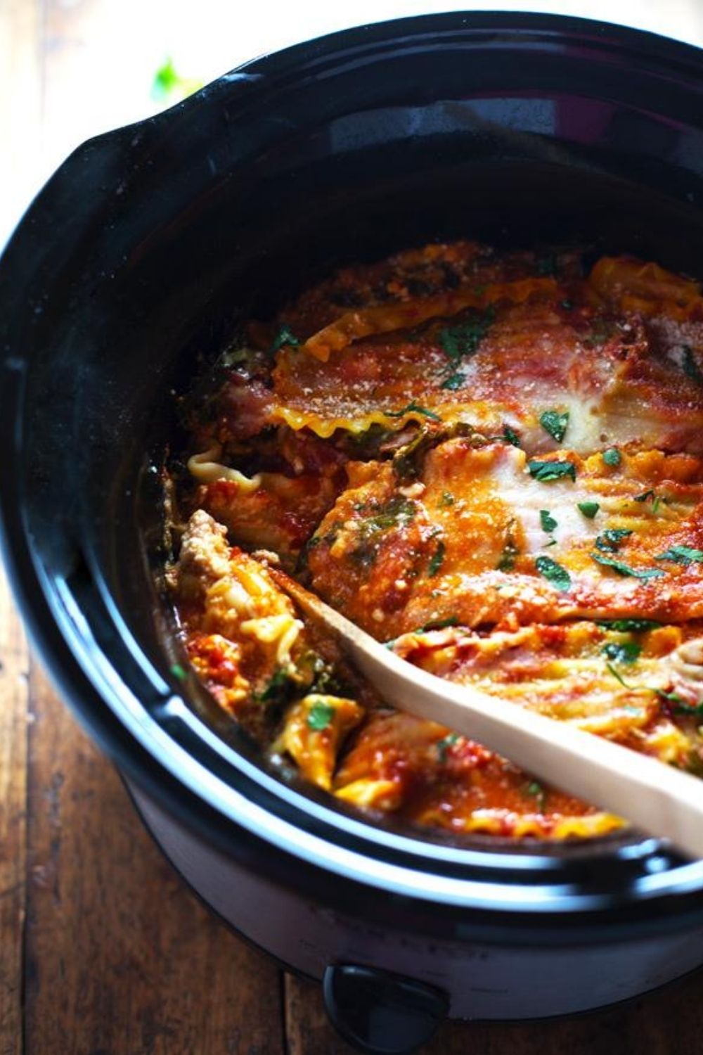 Super Easy Skinny Veggie Crockpot Lasagna.