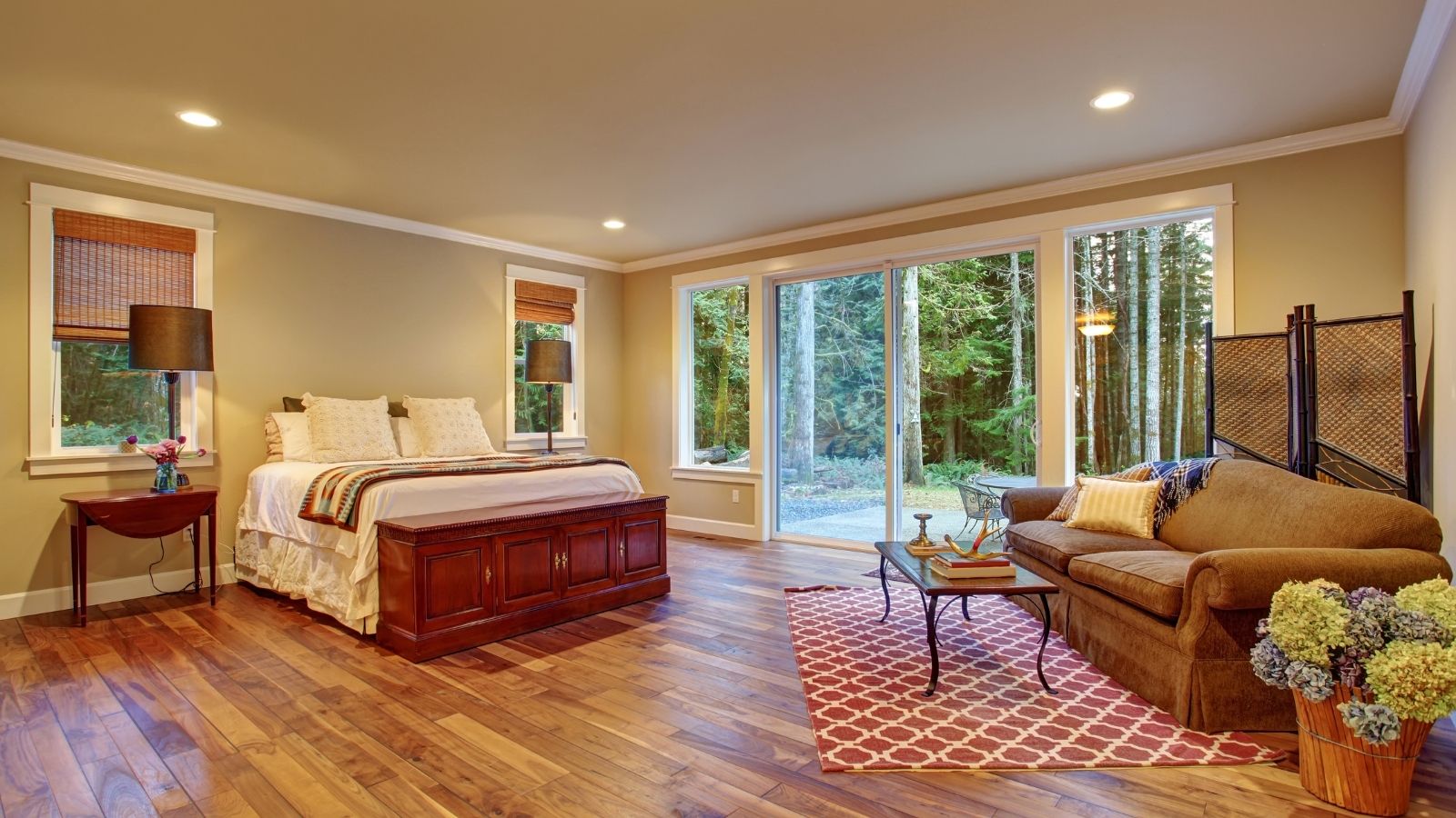5 Tips For Decorating a Large Master Bedroom 1 Large Master Bedroom