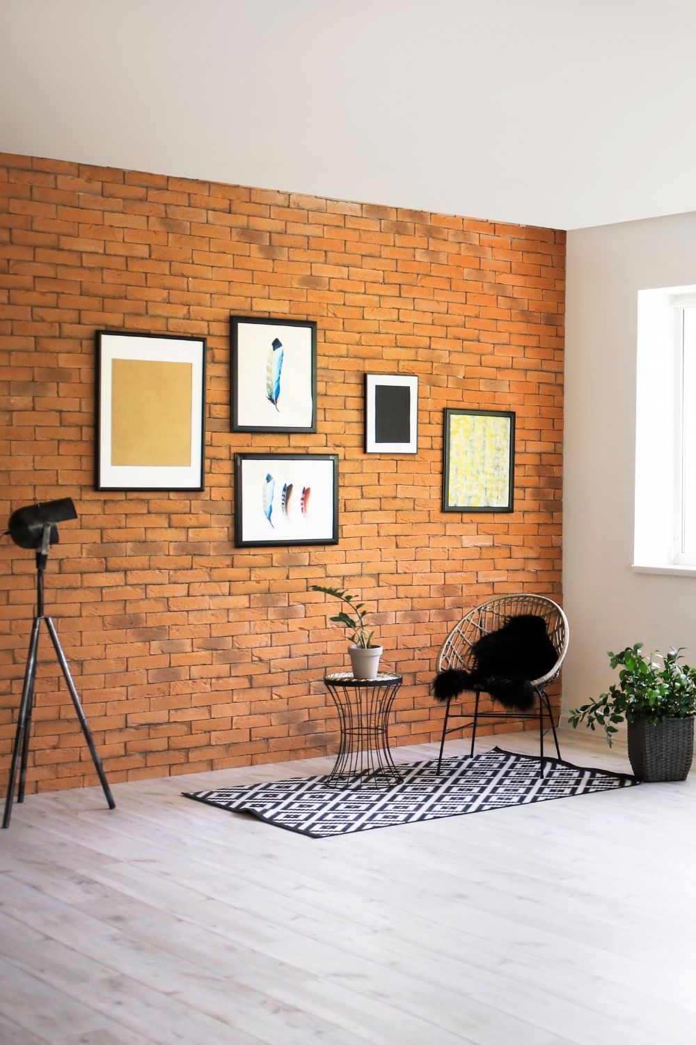 5 Finest Living Room Wall Decor Ideas | Goodbye To Those Unpainted Walls 3 An art or picture gallery would be the best wall décor