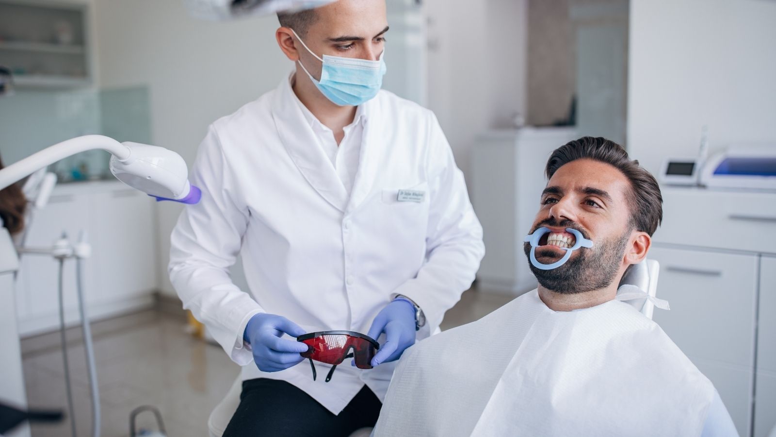 Why Compressed Air Is Best For Dental Procedures