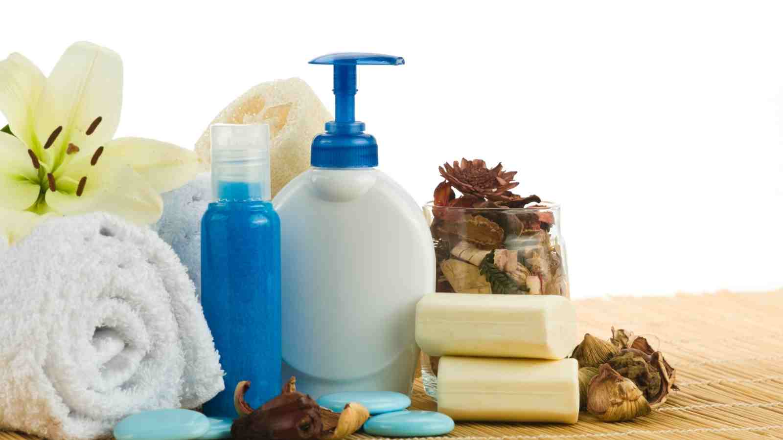 Move Abroad Toiletries 