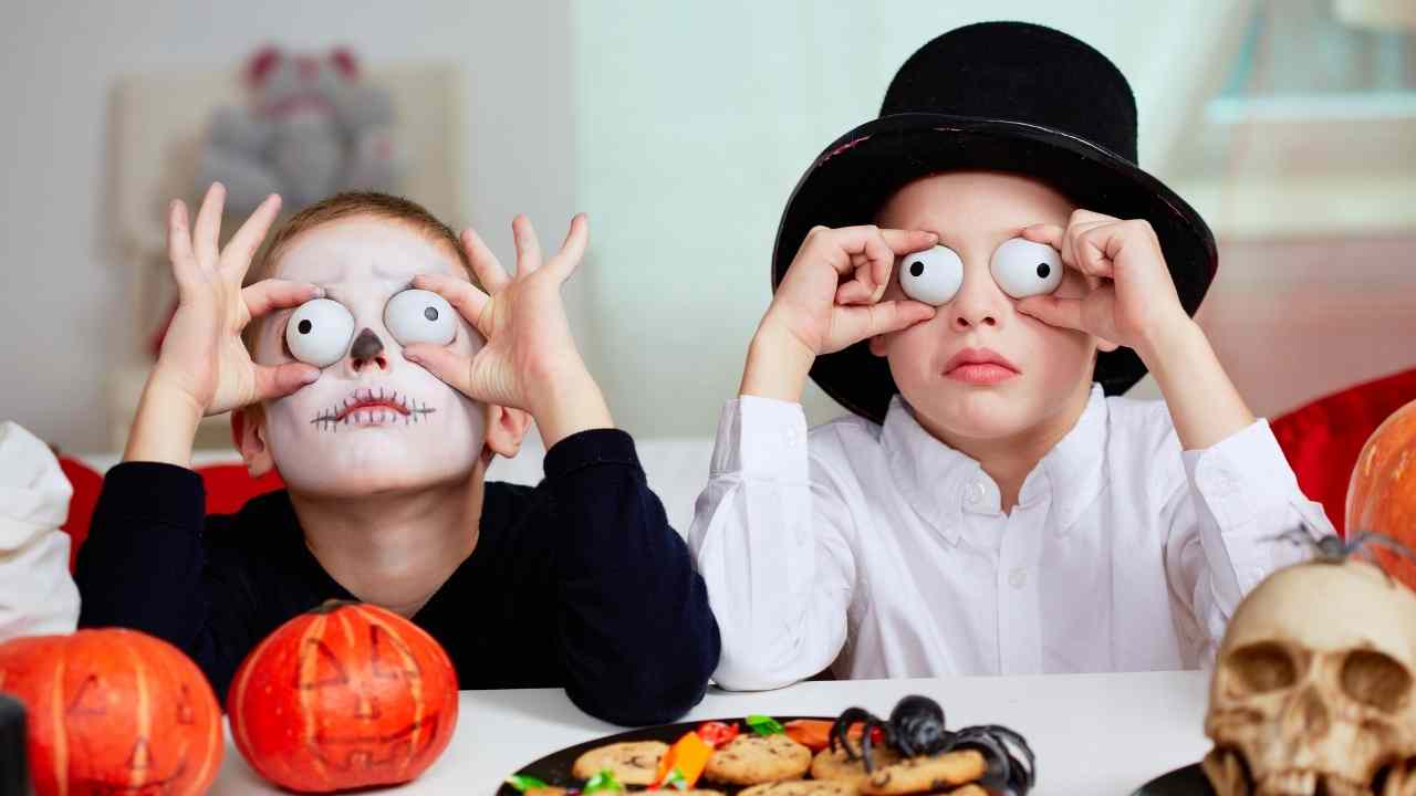 5 Halloween Fun Traditions To Start With Your Family 1 Halloween Fun Traditions