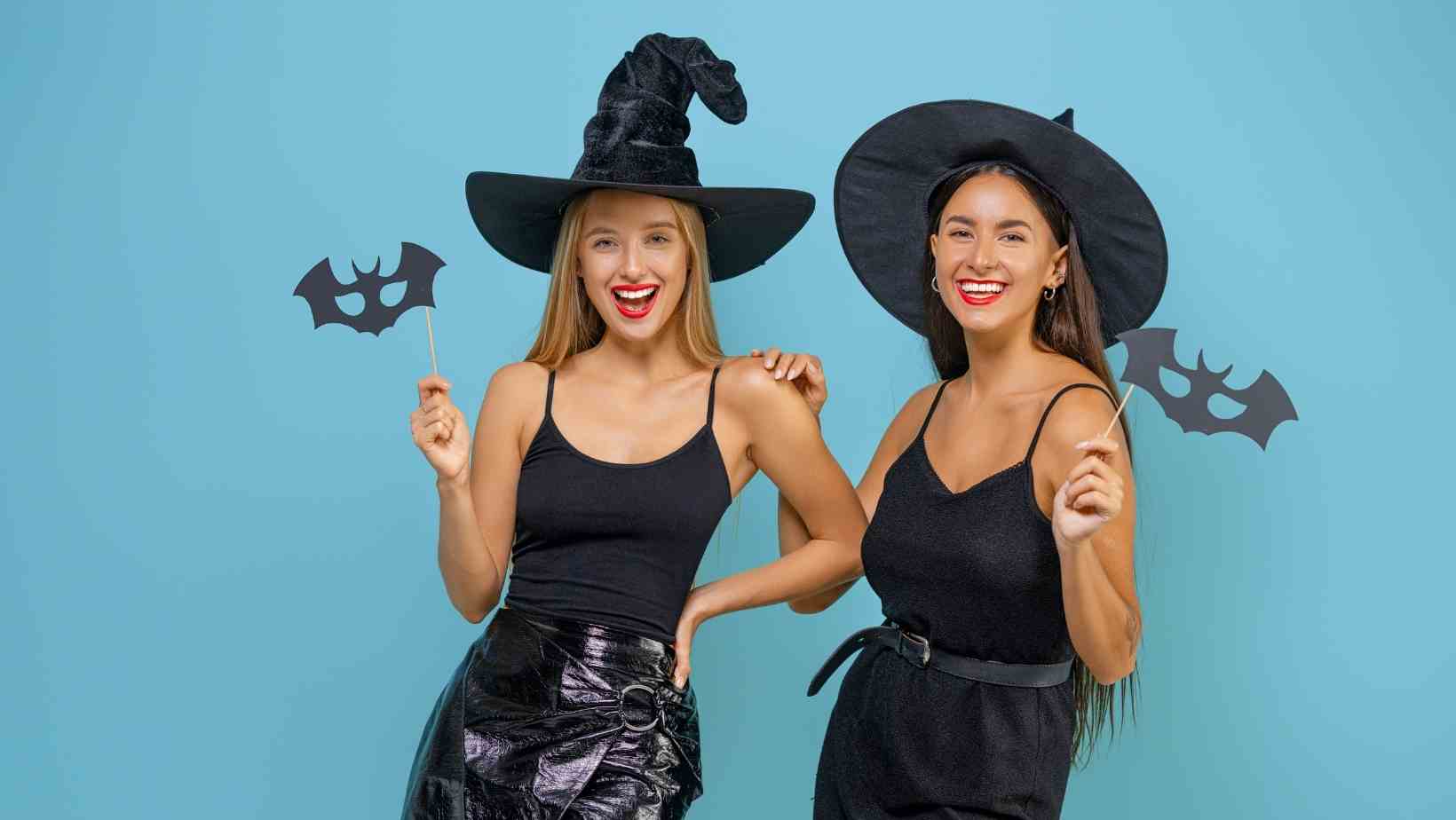 10 Spooky Mystical Witch Makeup Ideas For HALLOWEEN 3 Masquerade Witch