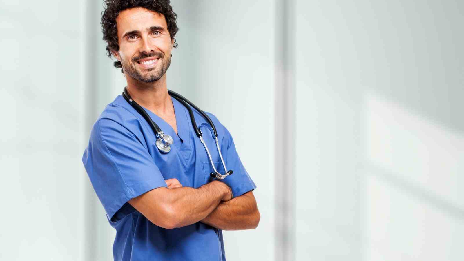 8 Things You Should Know Before Choosing Nursing As A Career 2 Strong Time Management And Communication Skills