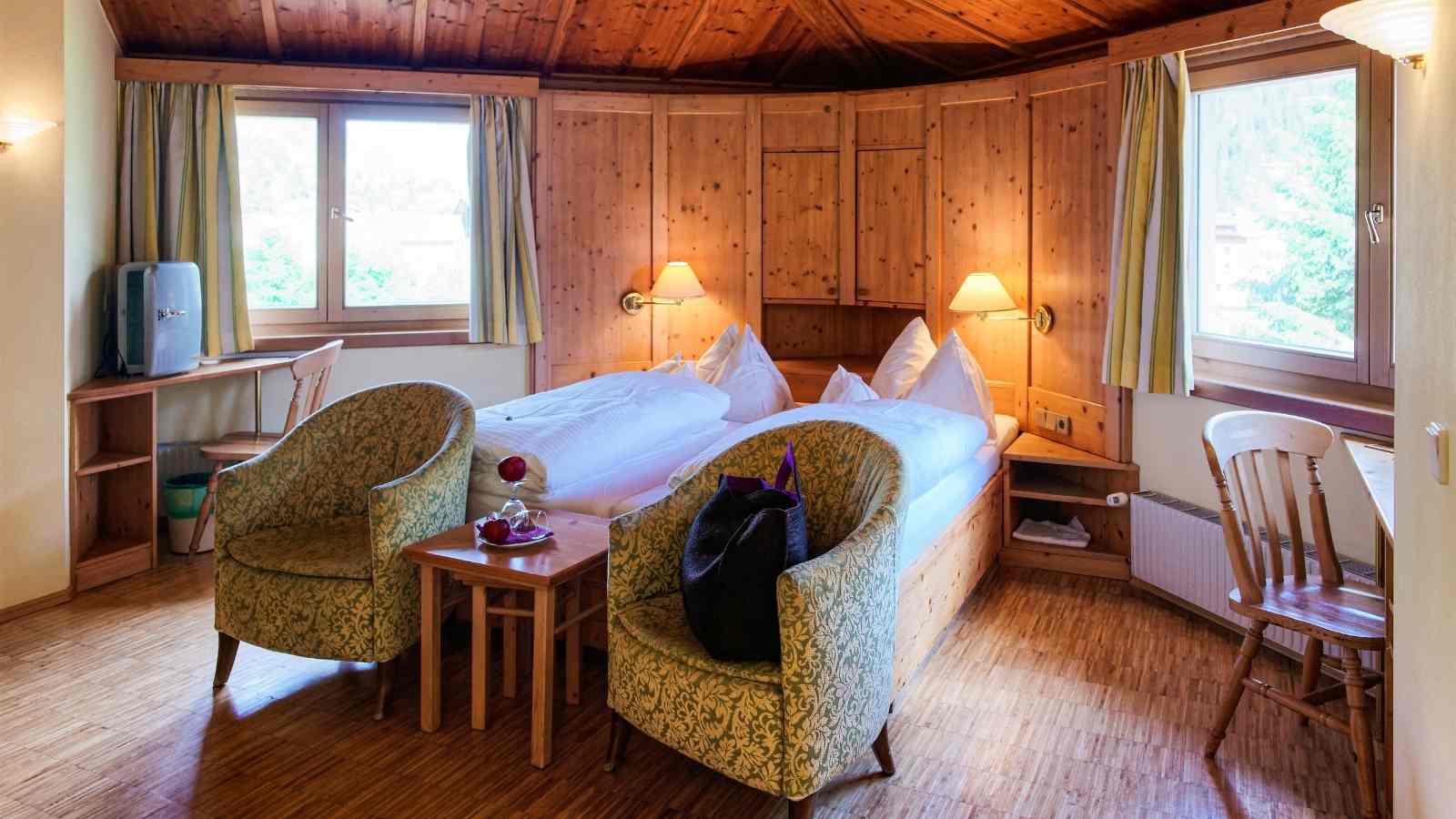 Lochside Scotland Lodge Accommodation