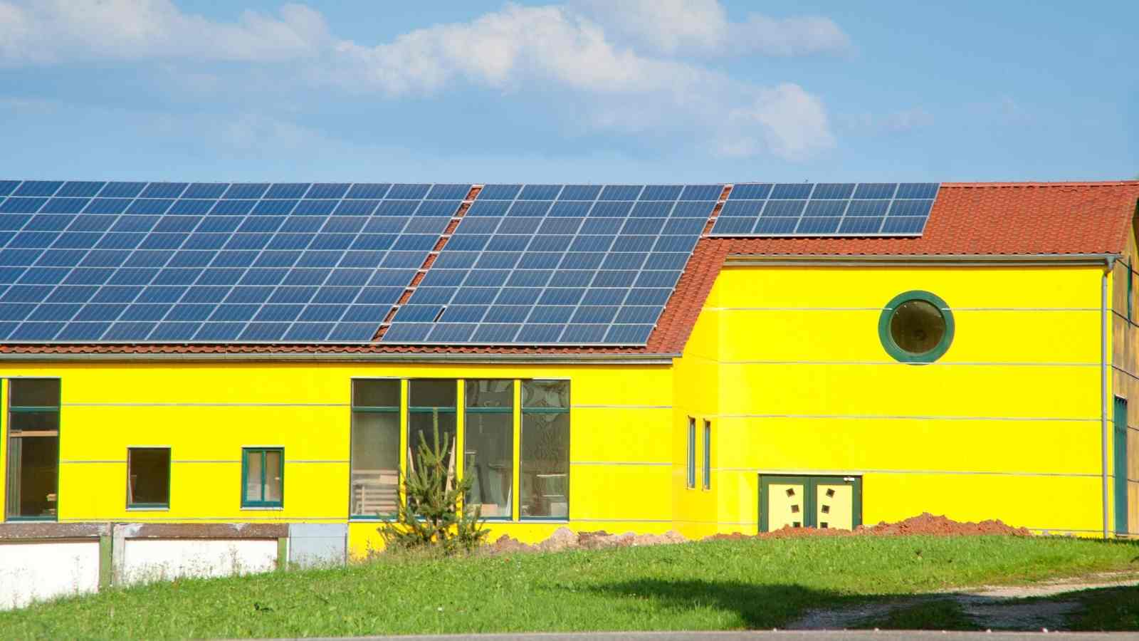 Choosing the Best Solar Company Simple