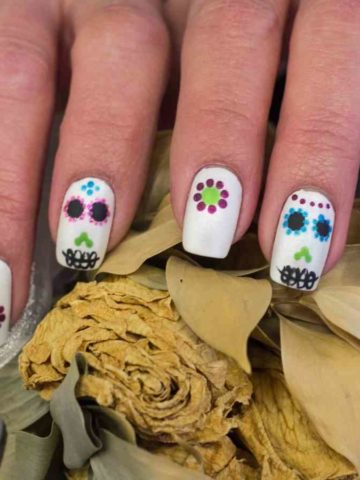 DIY Halloween Nail Art