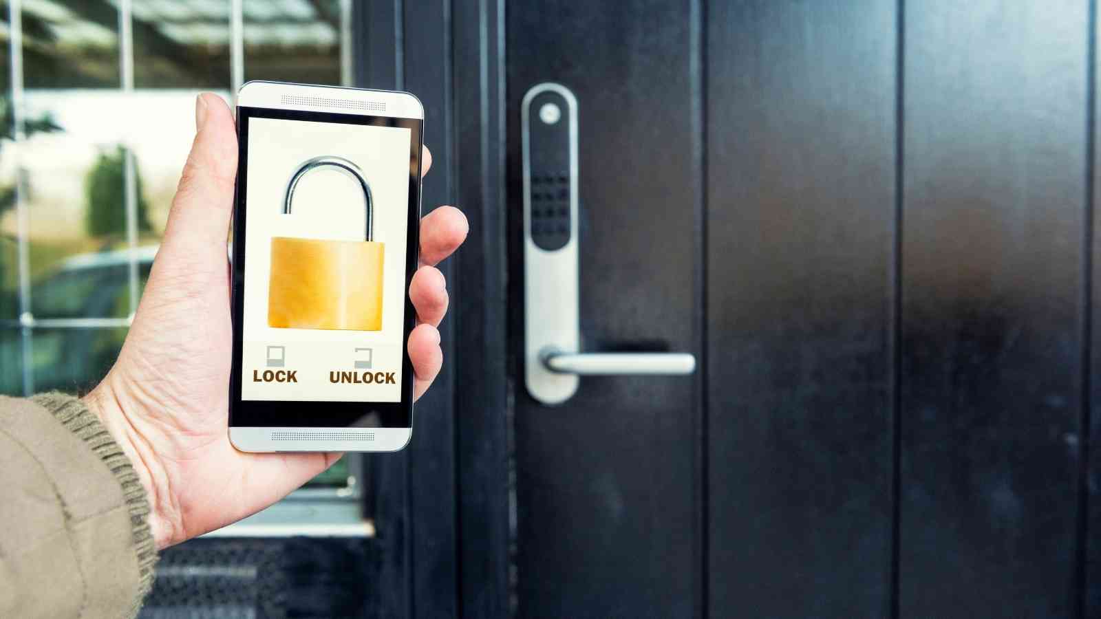 Benefits of Metal Gate Smart Locks