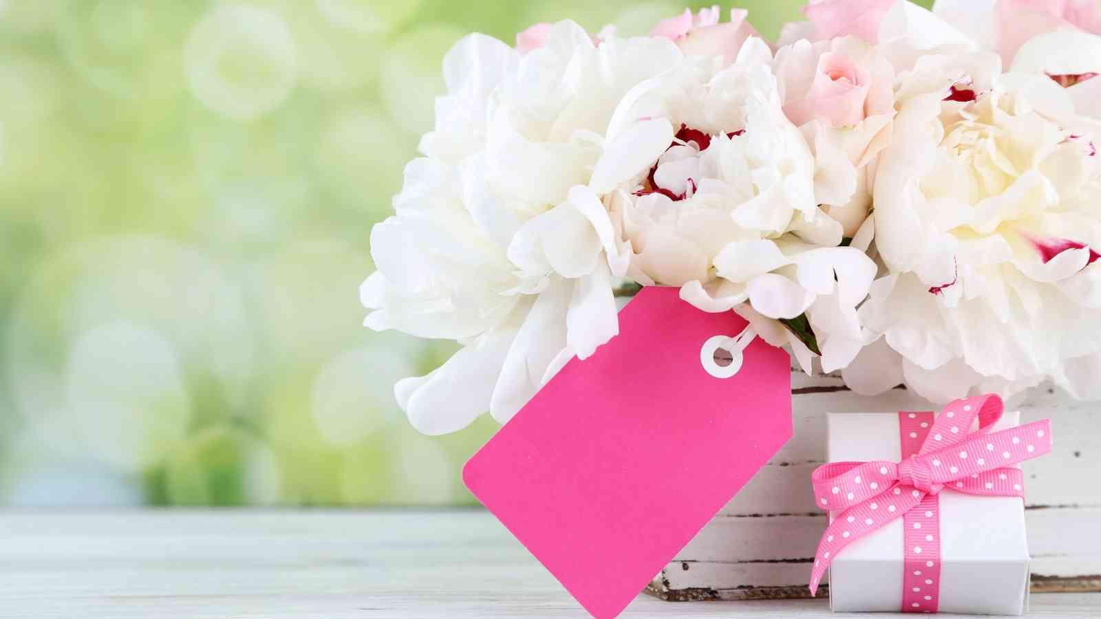 Tradition Of Gifting Flowers