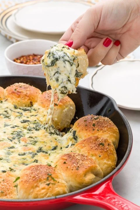 Baked Biscuit Wreath Dip