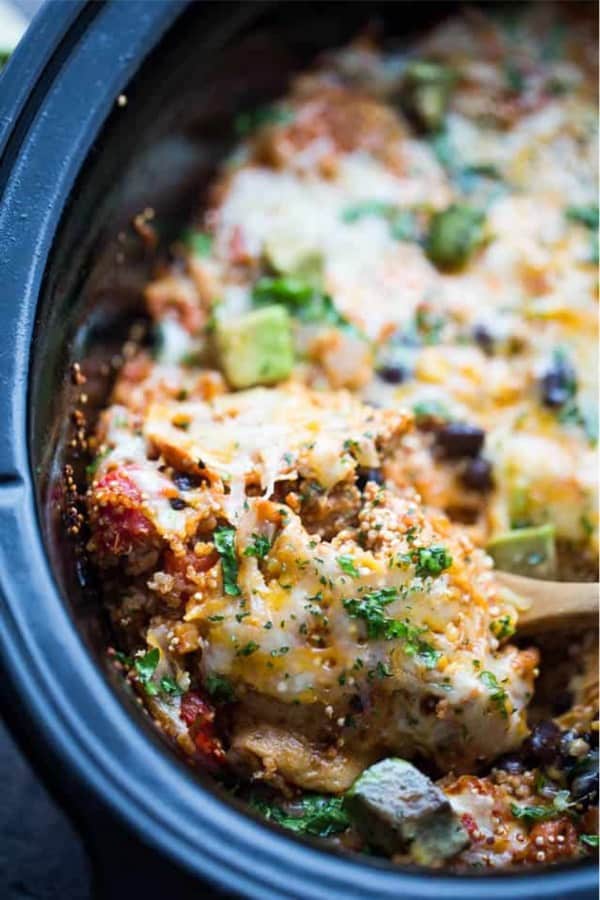 26 Healthy Summer CrockPot Recipes & Ideas To Make 8 CHICKEN QUINOA ENCHILADAS CASSEROLE