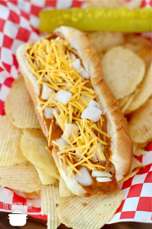 26 Healthy Summer CrockPot Recipes & Ideas To Make 22 CROCK POT CHILI CHEESE DOGS
