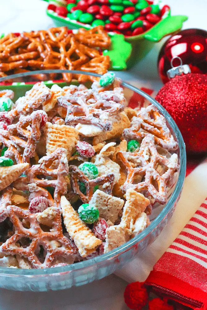 Christmas Snack Mix