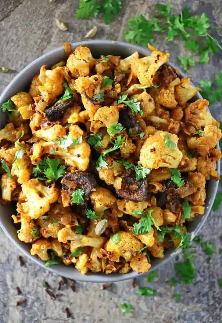Easy Spicy Cauliflower with Figs Recipe