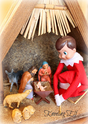 Elf with the Nativity