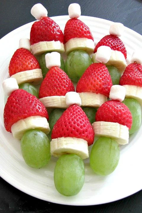 Grinch Fruit Skewers