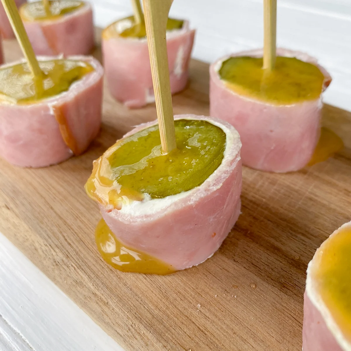 Ham and Cream Cheese Roll Ups (with Pickle Relish)