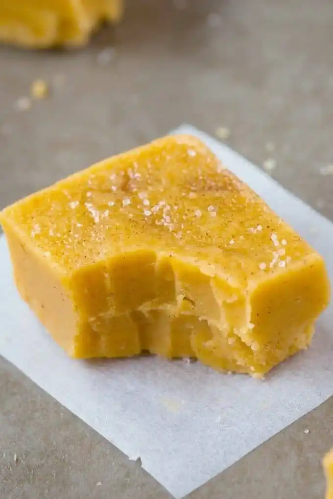 Healthy 4-Ingredient Pumpkin Fudge