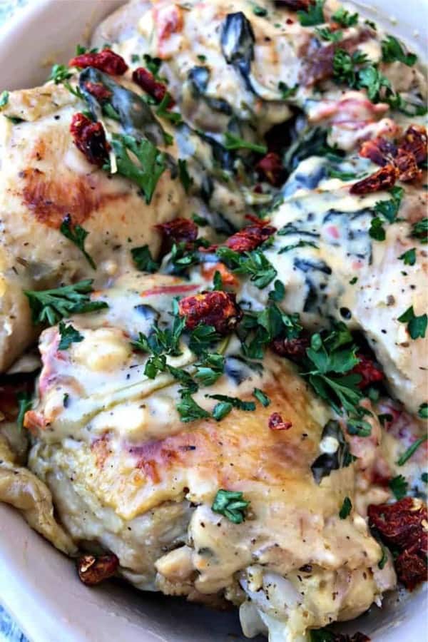 INSTANT POT KETO CREAMY GARLIC TUSCAN CHICKEN
