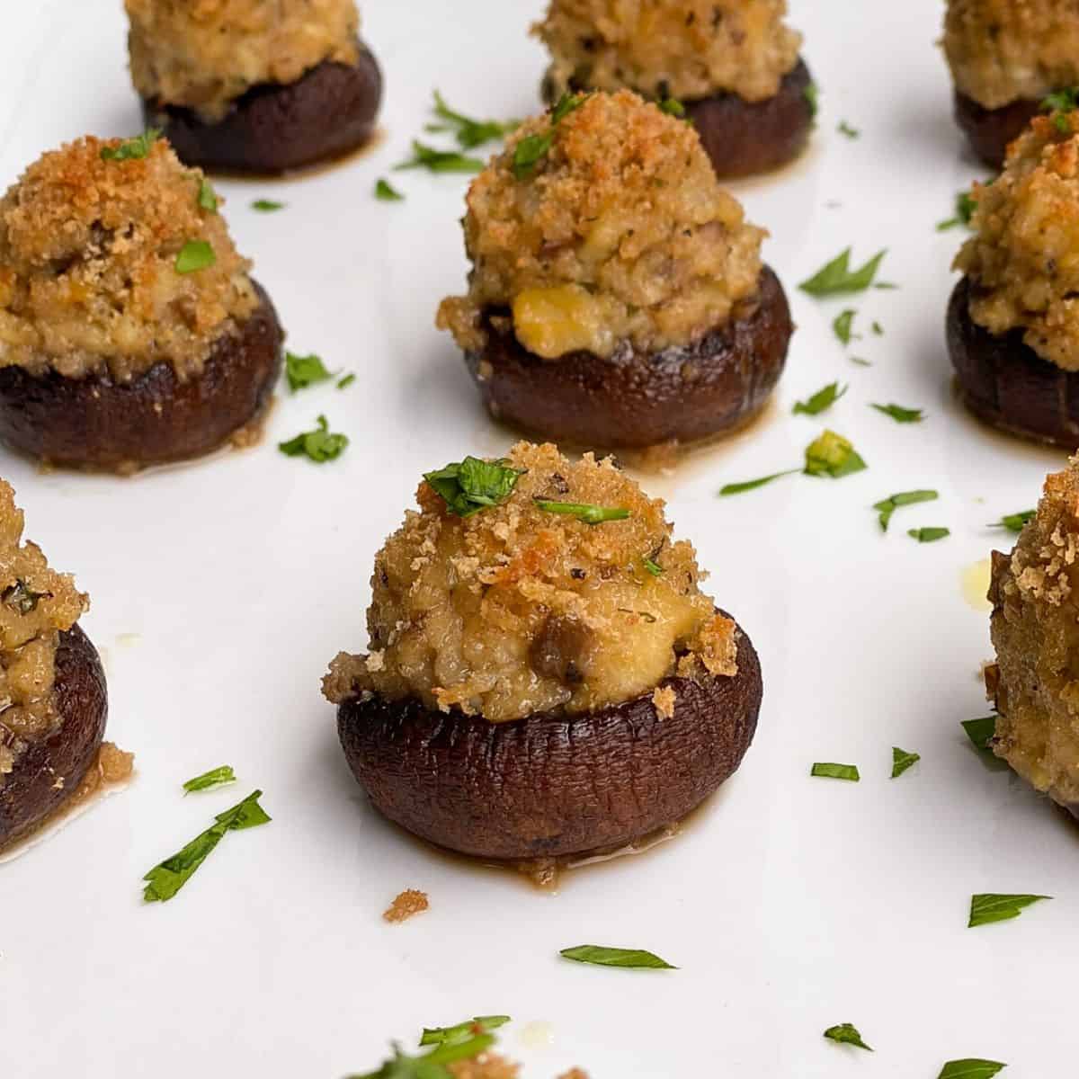 Italian Clam Stuffed Mushrooms