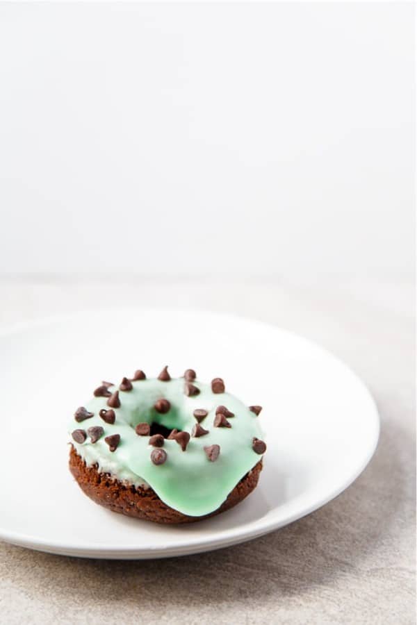 MINT CHIP DONUTS
