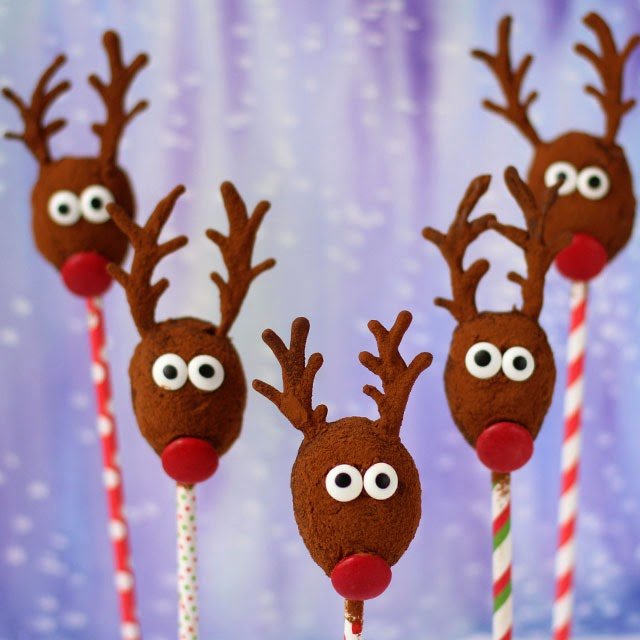 Oatmeal Raisin Reindeer Pops