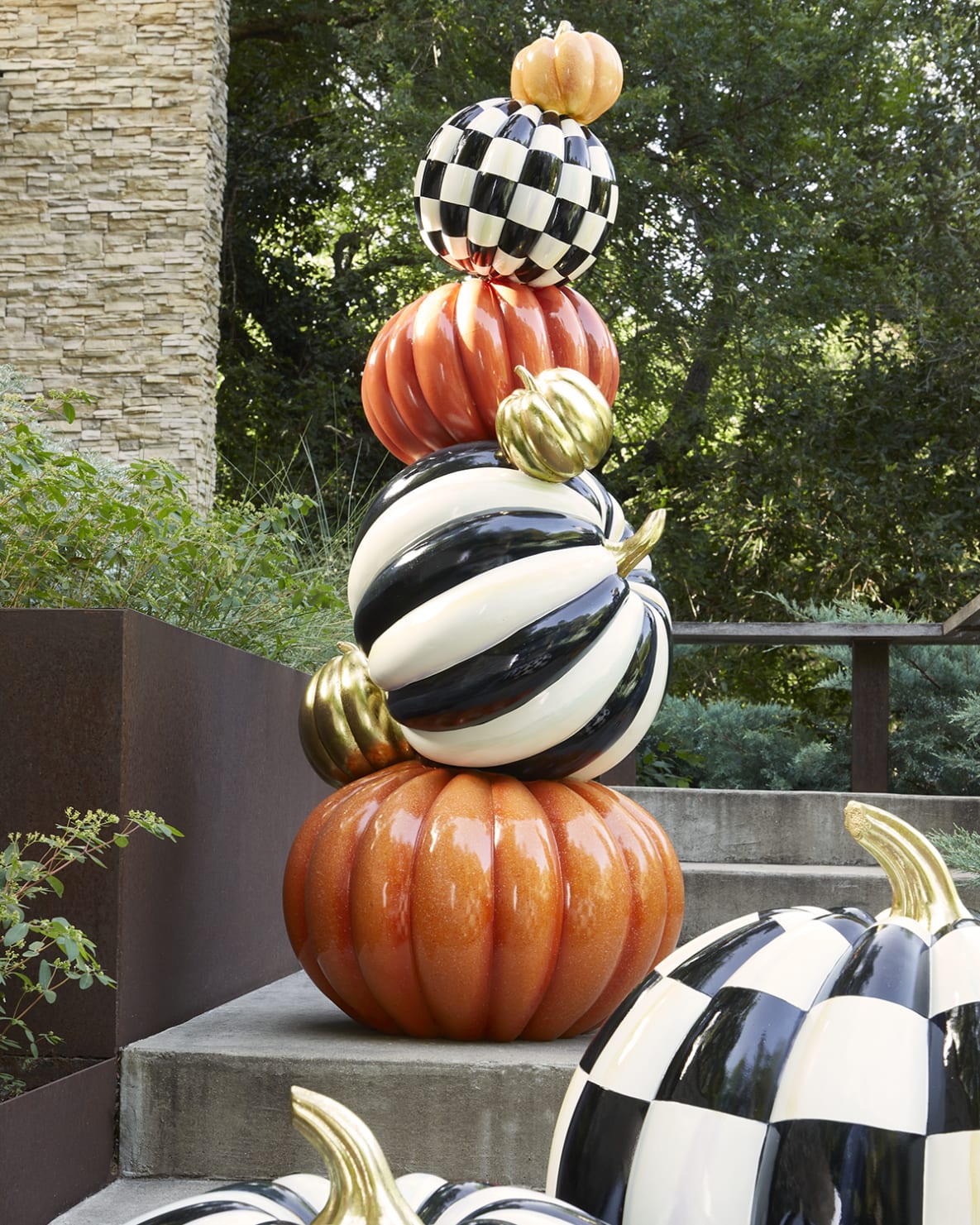 Pumpkin Patch Trophy Topiary