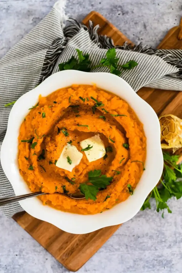 Roasted Garlic Mashed Sweet Potatoes