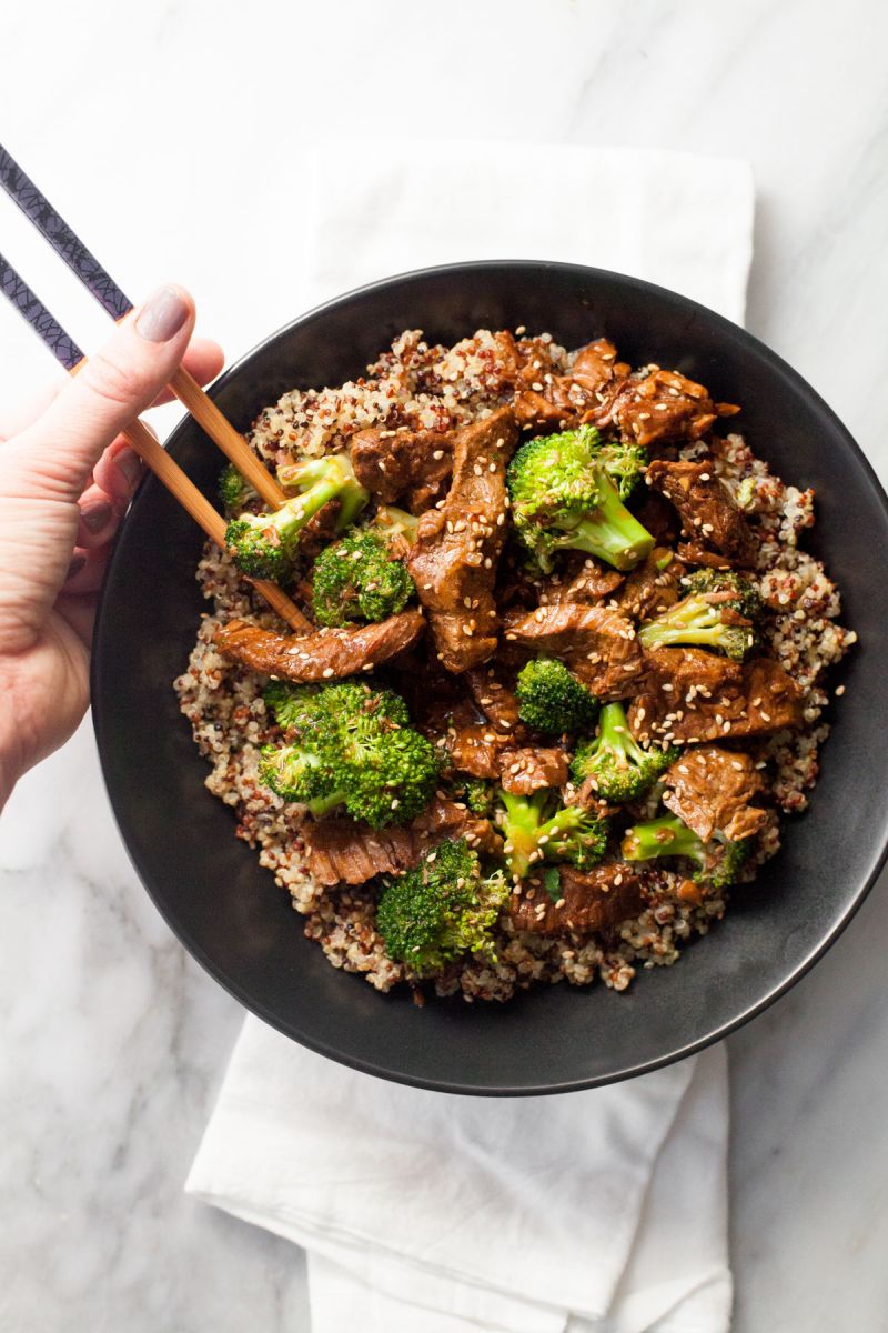 Slow Cooker Beef and Broccoli with Quinoa