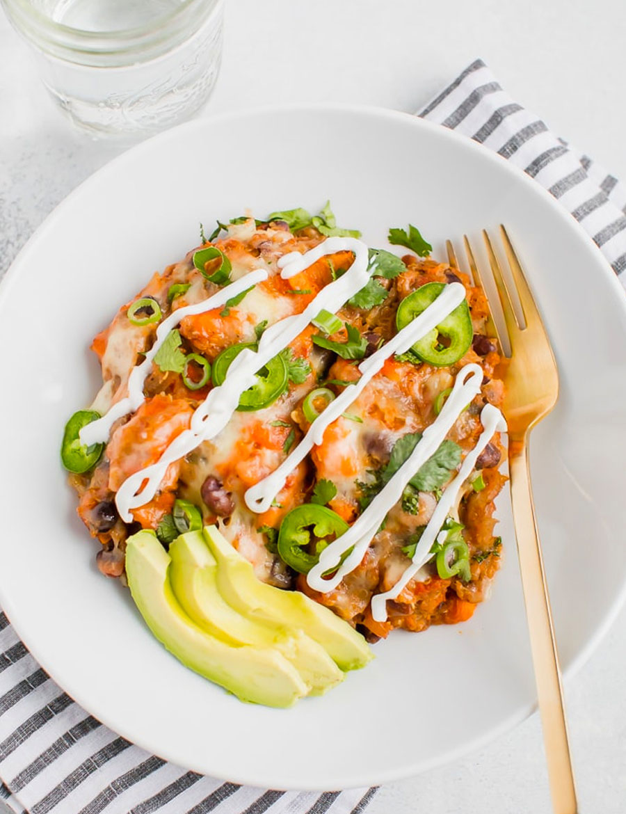 Slow Cooker Cheesy Mexican Quinoa Casserole