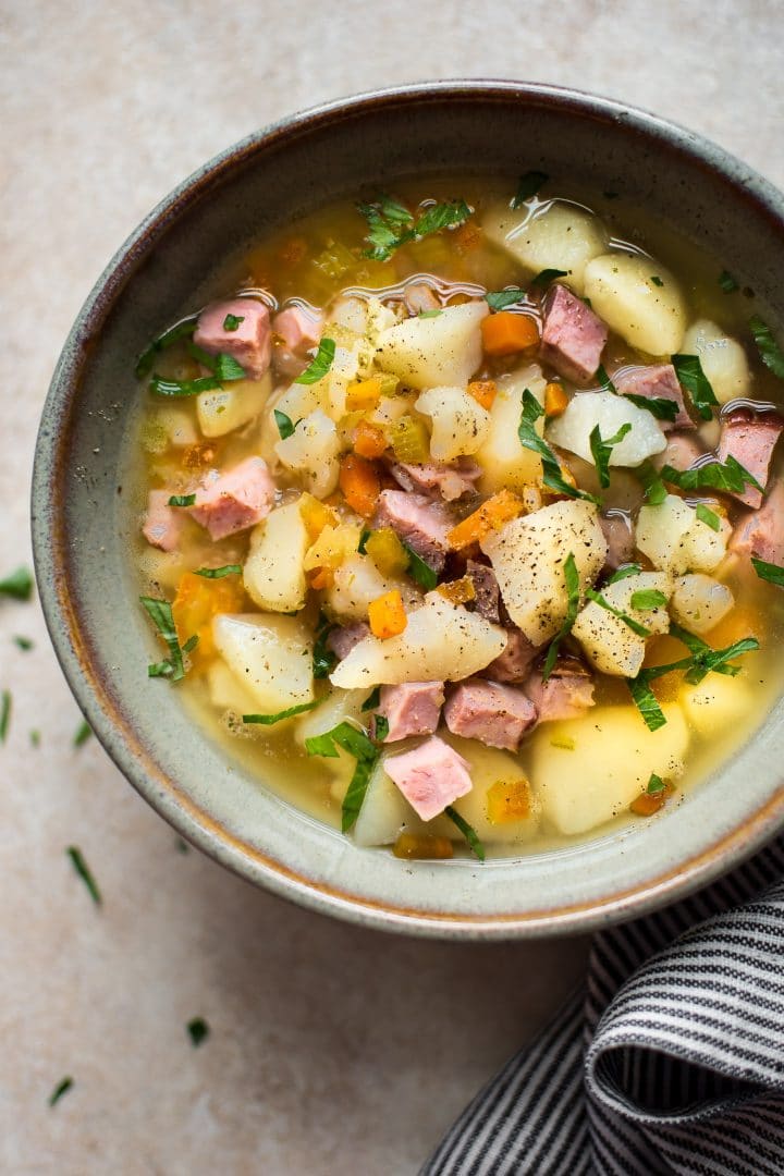 Slow Cooker Ham & Potato Soup
