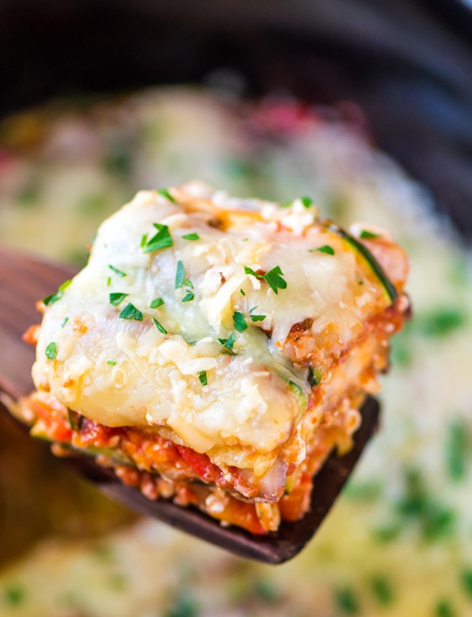 Slow Cooker No-Noodle Vegetarian Lasagna