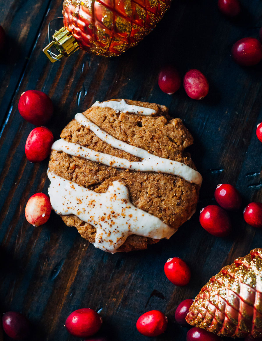 Spiced Vegan Christmas Cookies with Vanilla Almond Cream