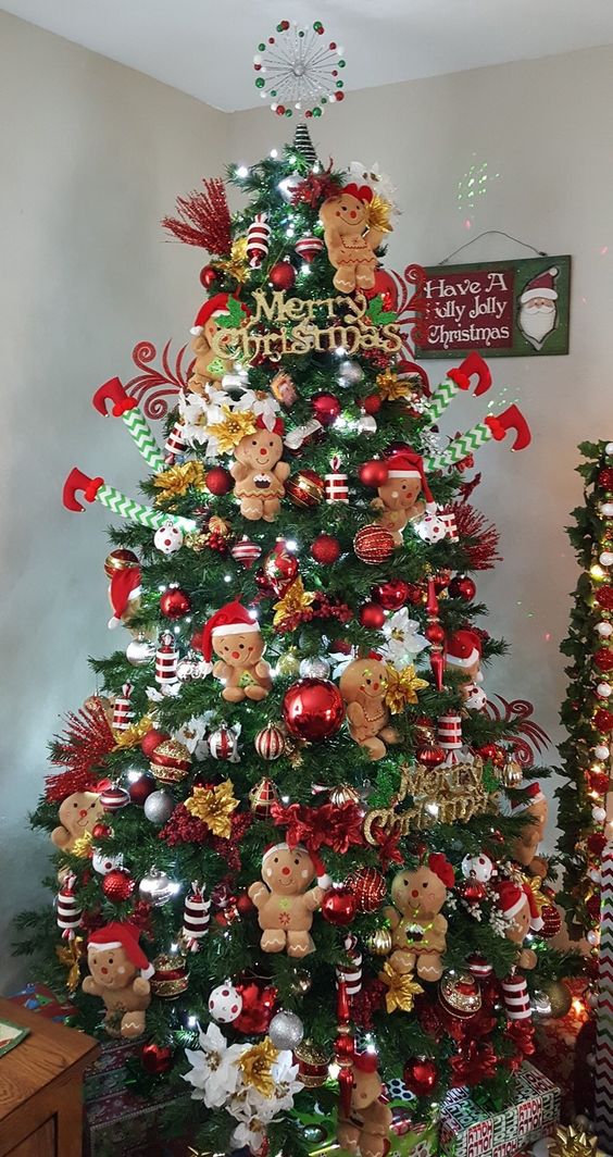 A photograph of a Christmas tree