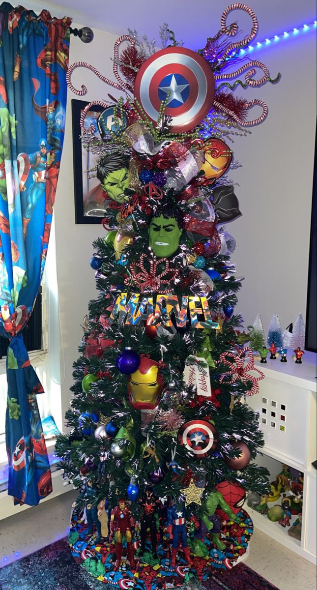 Marvel Xmas tree