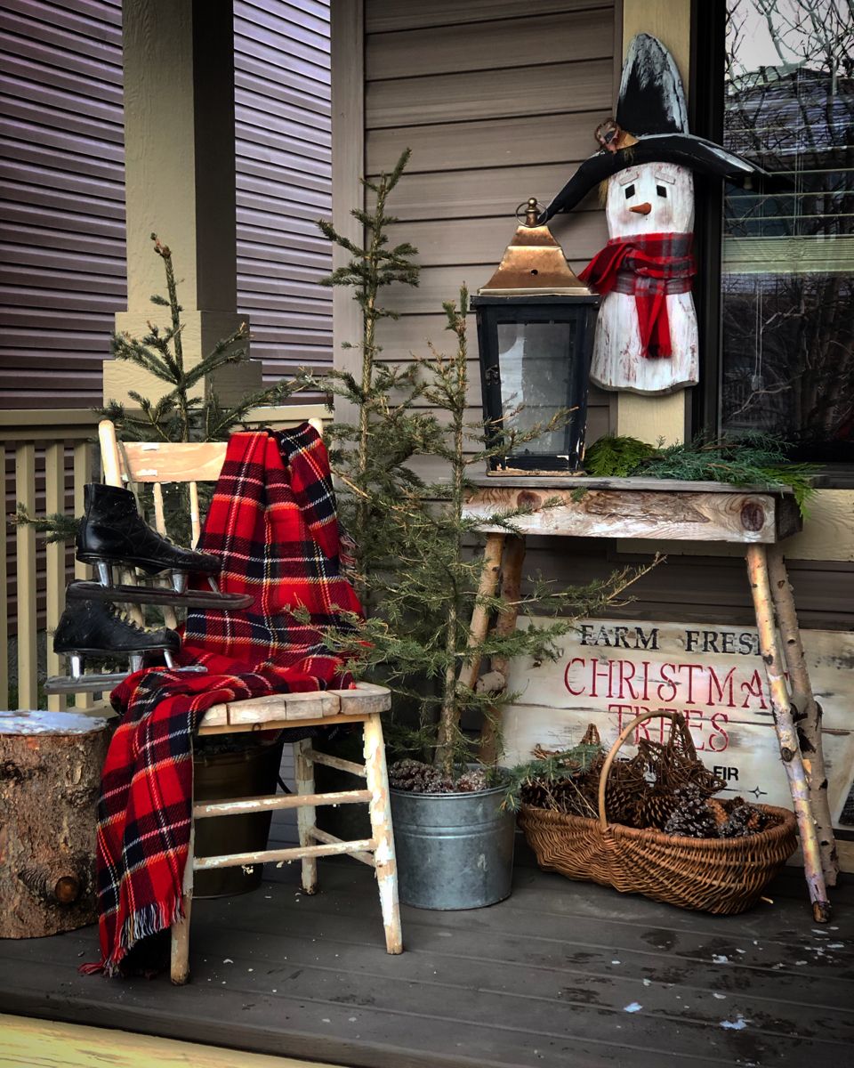 Nostalgic Christmas front porch