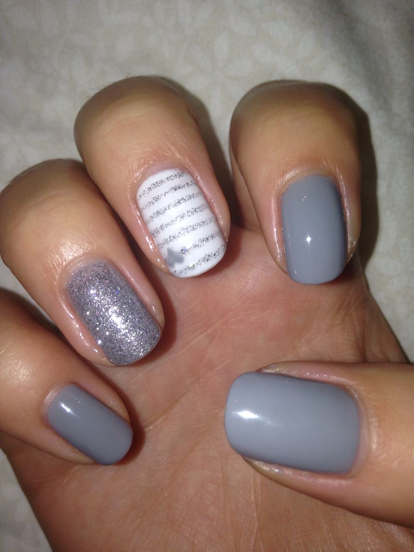 Handpainted Gray Sweater Nails