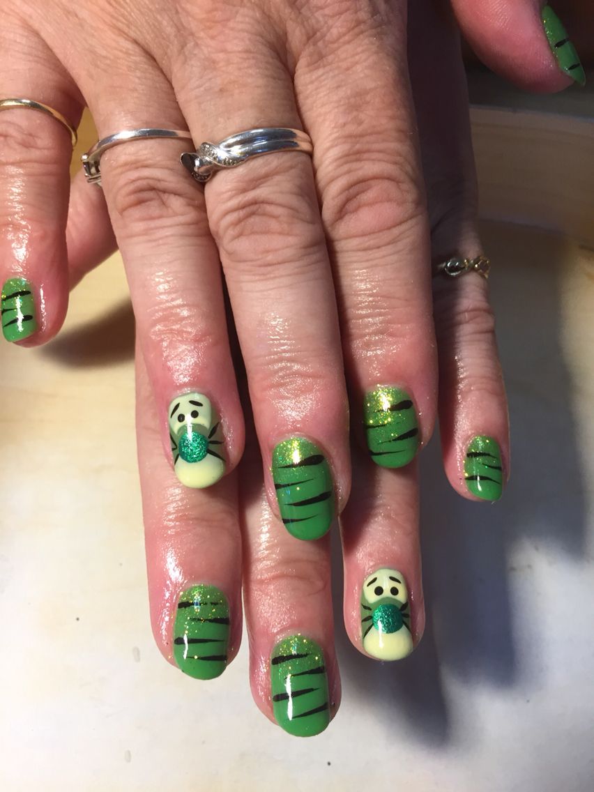 San Patrick Mouse Nails