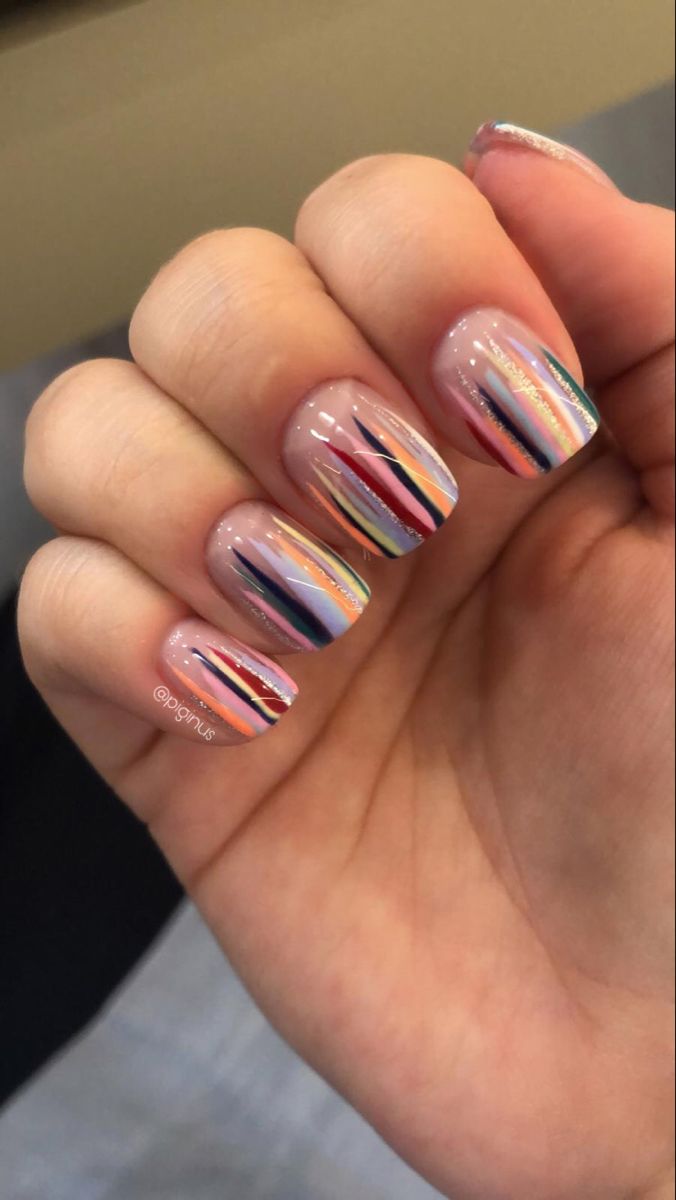 Short rainbow stripes nails